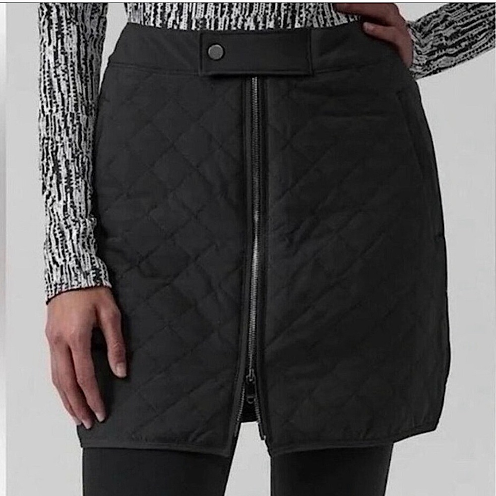 ATHLETA APRES QUILTED SKI SKIRT